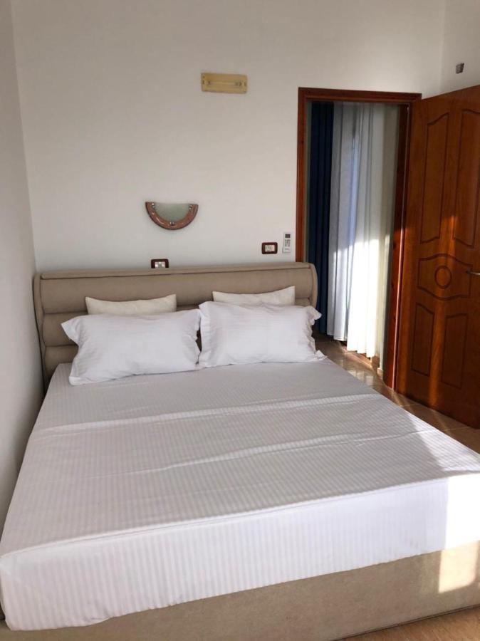 Kenza Apartments Sarandë 部屋 写真