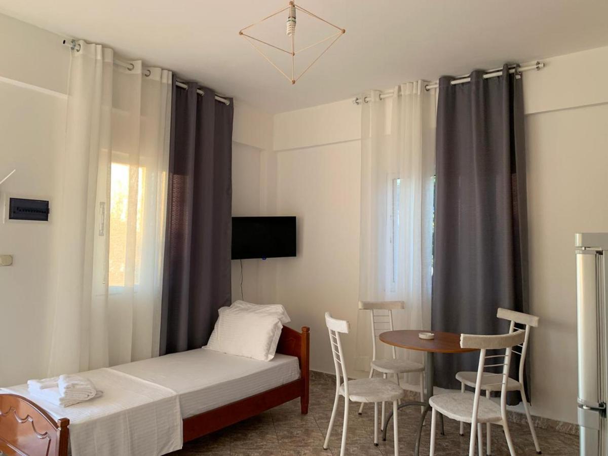 Kenza Apartments Sarandë 部屋 写真