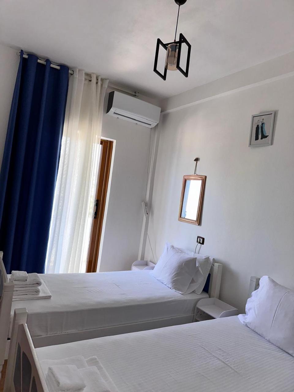 Kenza Apartments Sarandë エクステリア 写真